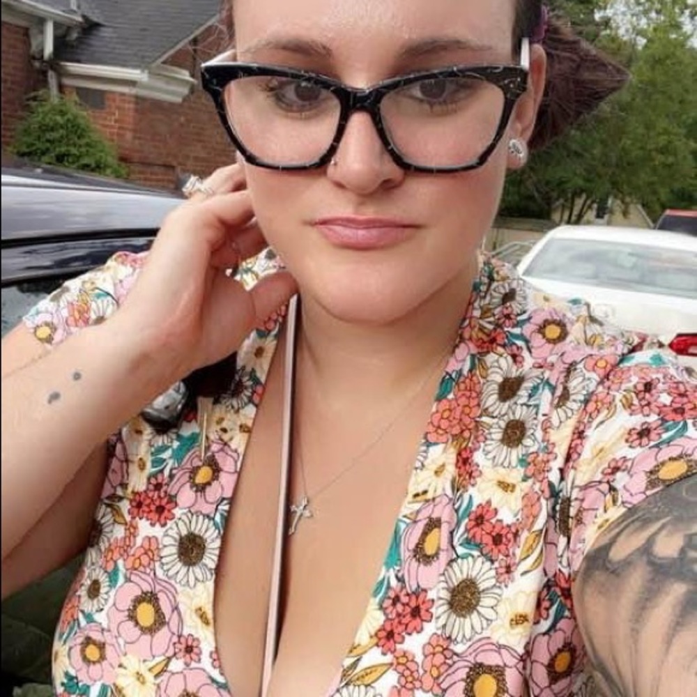 Meet your Posher, Kayce